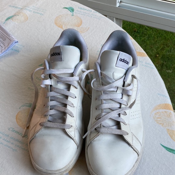 Adidas white “leather” sneackers sz11 a bit used but still in great shape GZ5299 - Picture 12 of 13